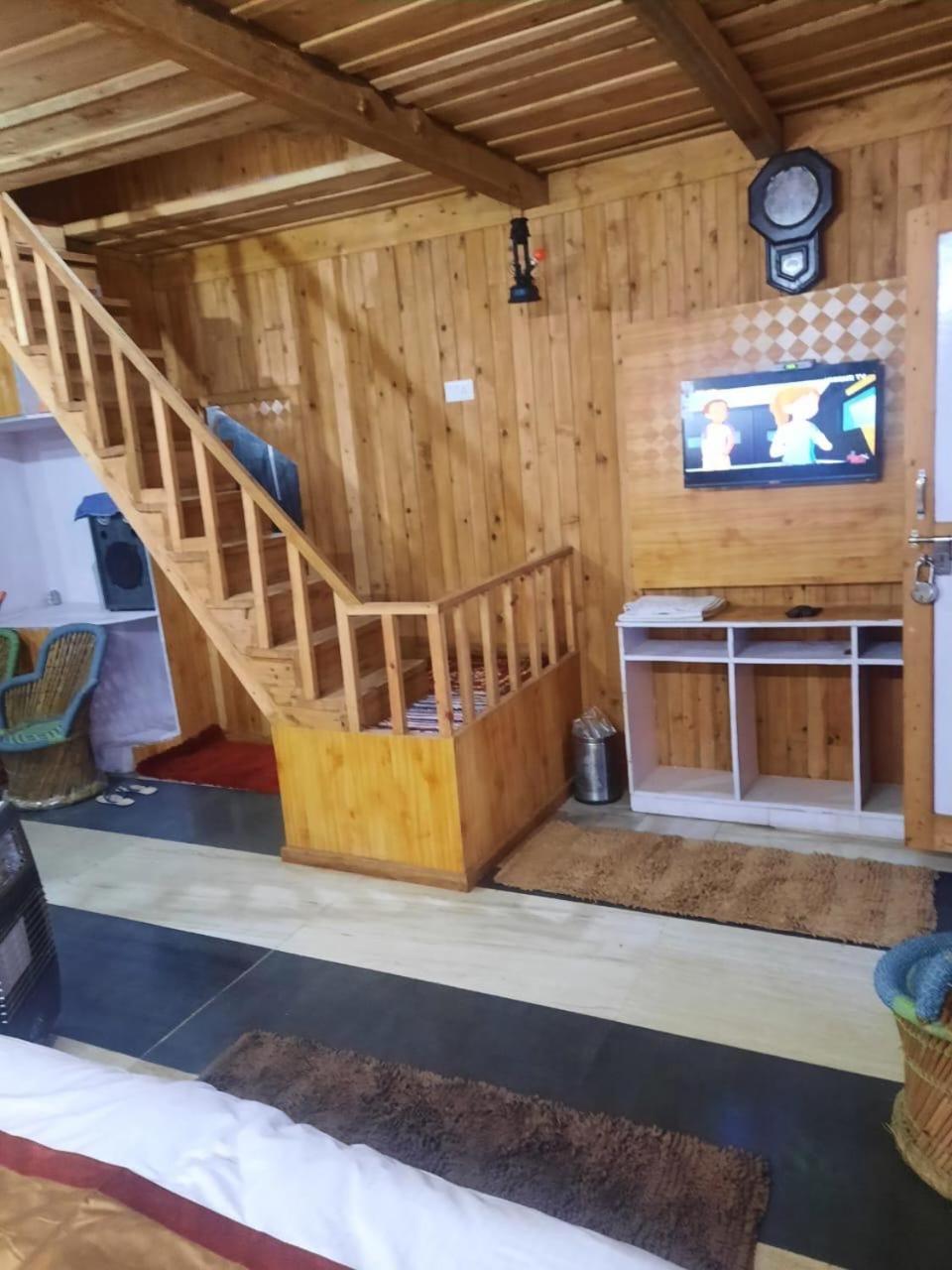 Matri Pitri Cottage Matiana Eksteriør billede